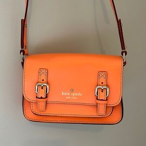 Kate spade Essex scout Cambridge small leather